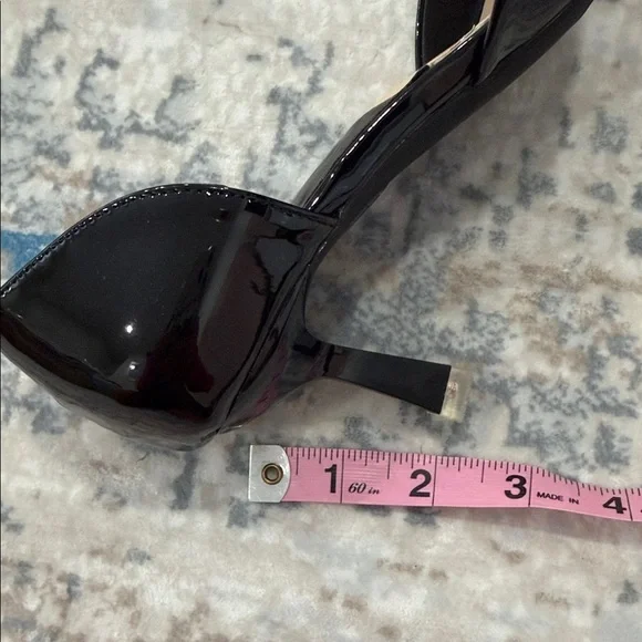 Black Women's Heels - Picture 6 of 7